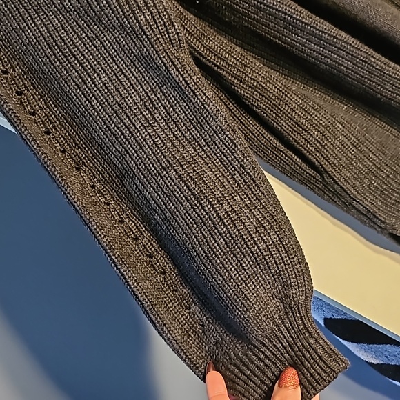 Universal thread cardigan - Picture 3 of 4